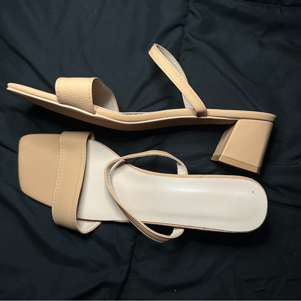 Elegant Tan Women's Sandals